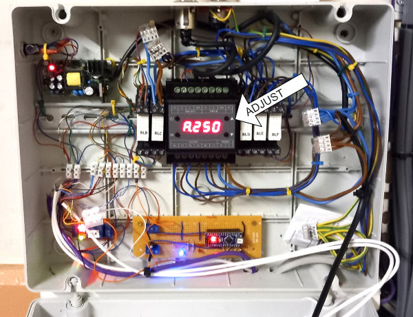 House lights control